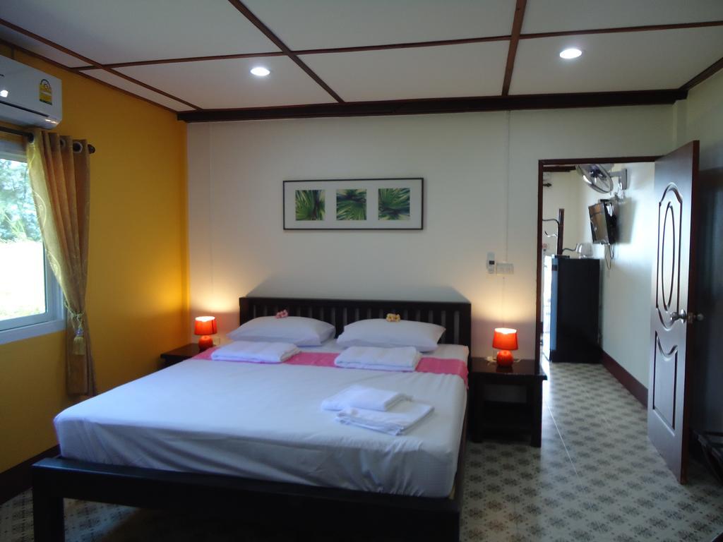 Sea Breeze House, Naiplao Beach Khanom Exterior photo